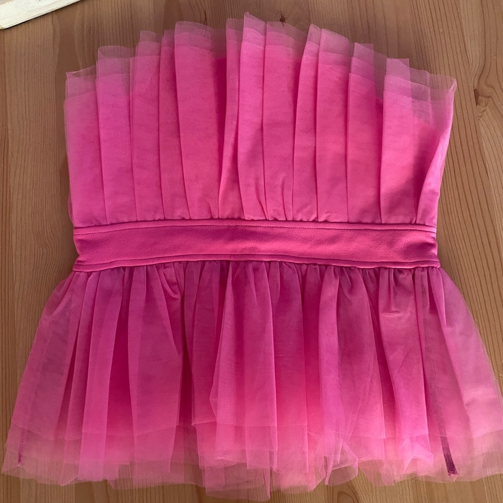 SJ Barbie pink top sz M